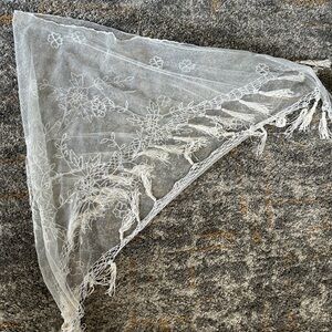 Elegant White Lace Scarf